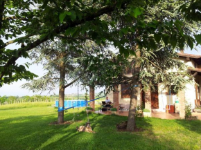 Farmhouse Stay at Santa Maria Lombardy with Pool